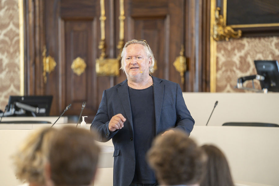 Eröffnungsakt von Gregor Seberg Eröffnungsakt von Gregor Seberg